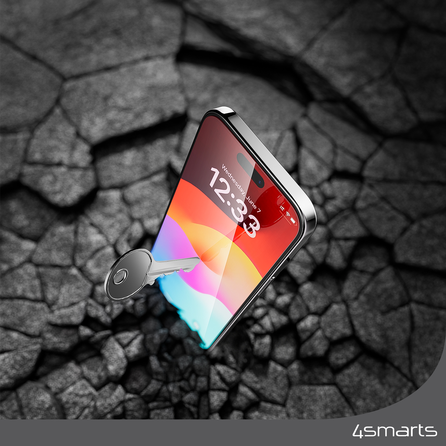 Mit einem Härtegrad von mindestens 9H sorgt das 4smarts Second Glass mit Montagerahmen für Apple iPhone 15 für einen extrem starken Schutz vor Kratzern und Stößen. 