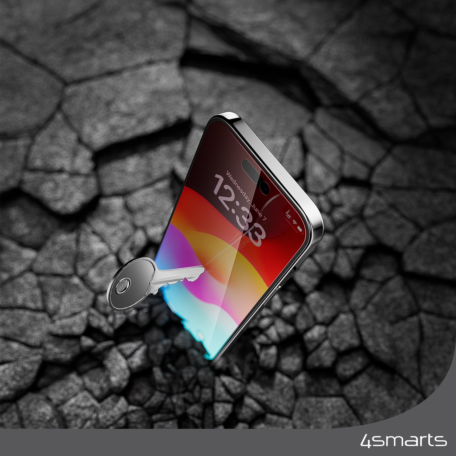 Das 4smarts Second Glass Privacy für das Apple iPhone 15 mit einem Härtegrad von mindestens 9H bietet einen außergewöhnlich hohen Schutz vor Kratzern und Stößen und verhindert im Falle eines Falles, dass das Display beschädigt wird.