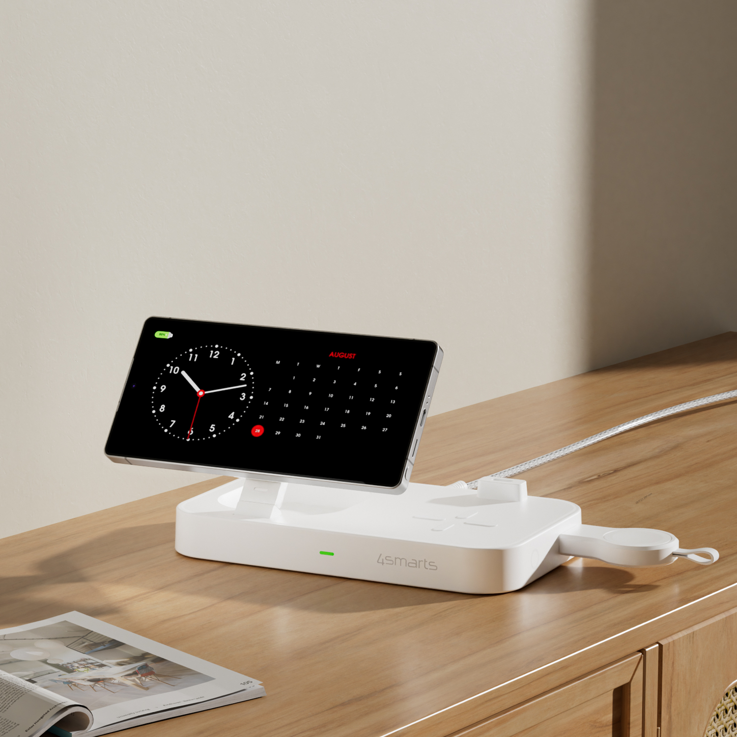 Die 3-in-1 Qi2 Wireless Charger Station von 4smarts macht sich in jedem Raum gut und ist ein echter Hingucker.